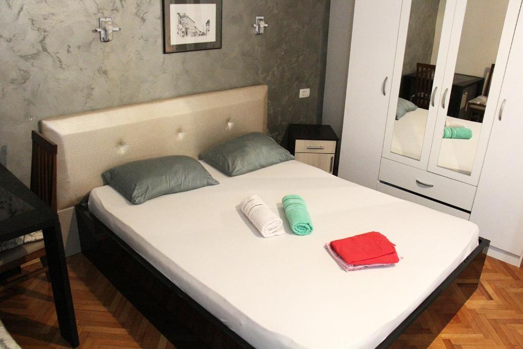 Grand Park Rooms Podgorica Bagian luar foto
